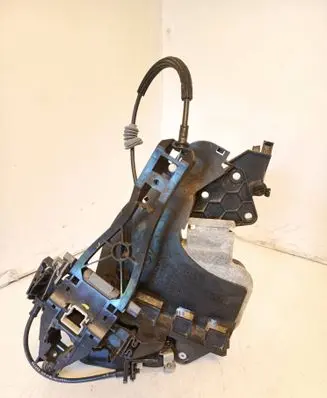 Volvo V50 Rear door lock 30699112