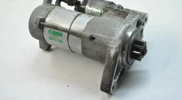 Land Rover Discovery 4 - LR4 Starter motor AH2211001AC