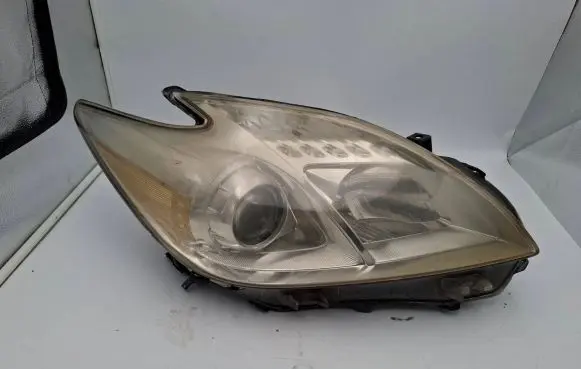 Toyota Prius (XW30) Headlight/headlamp 9922681017