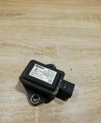 Volkswagen PASSAT B5.5 ESP acceleration yaw rate sensor 8E0907637A 0265005245