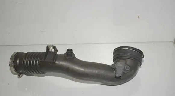 BMW 5 F10 F11 Intercooler hose/pipe 23557610 7599042 13627599042