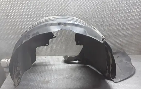 Ford Focus Front wheel arch liner splash guards