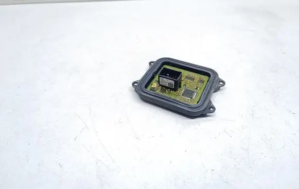 BMW X6 M Headlight ballast module Xenon 7189311