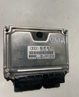 Audi A4 S4 B6 8E 8H Engine control unit/module ECU 8E0907401M
