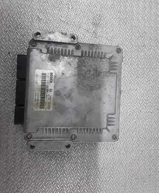 Opel Movano A Engine control unit/module 8200106111 0281010320