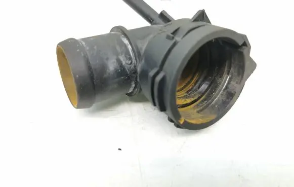 Volkswagen Touran I Engine coolant pipe/hose 1K0122291BA