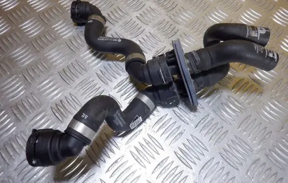 Audi A5 8T 8F Engine coolant pipe/hose 8K0819332