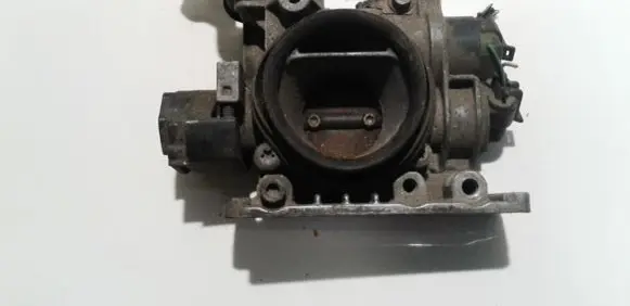 Fiat Punto (188) Throttle valve S0413