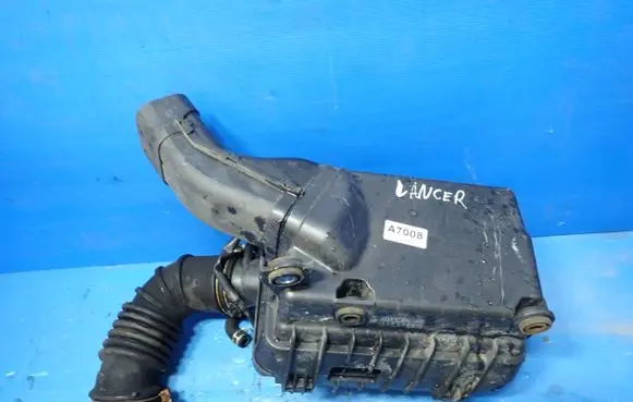 Mitsubishi Lancer VIII Air filter box 1500A055