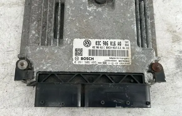 Skoda Superb B6 (3T) Engine control unit/module 03C906016C 03C906016AQ 0261S06485