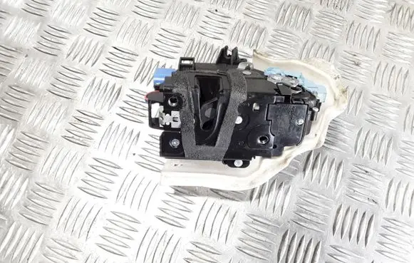 Volkswagen Phaeton Front door lock 3D1837016AC