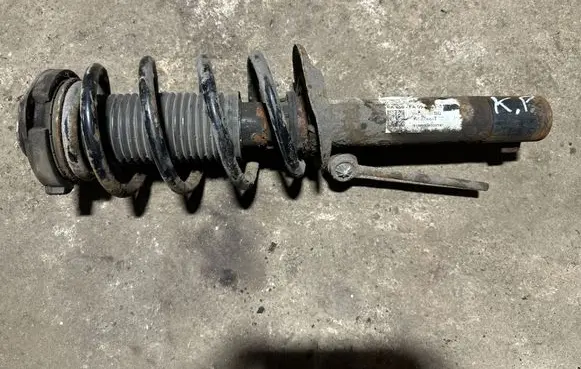 Volkswagen Tiguan Front shock absorber/damper 5N0412021BQ