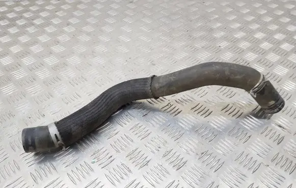 Nissan X-Trail T32 Engine coolant pipe/hose