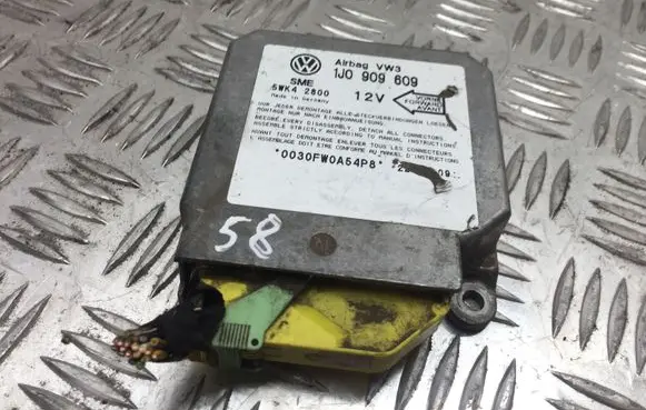 Volkswagen Golf IV Airbag control unit/module 1J0909609