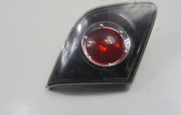 Mazda 3 I Rear/tail lights P2913L
