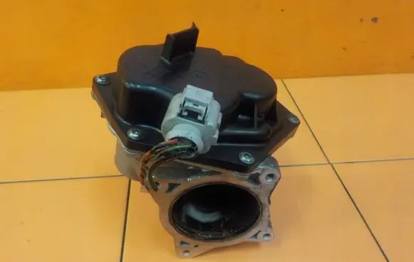 Volkswagen Crafter EGR thermostat V29055987