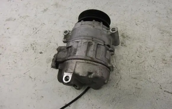 Volkswagen Amarok Air conditioning (A/C) compressor (pump) 4371007470