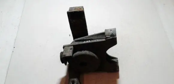 Fiat Stilo Engine mount bracket B933177074