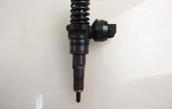 Audi A3 S3 8L Fuel injector 0414720039 038130073AL