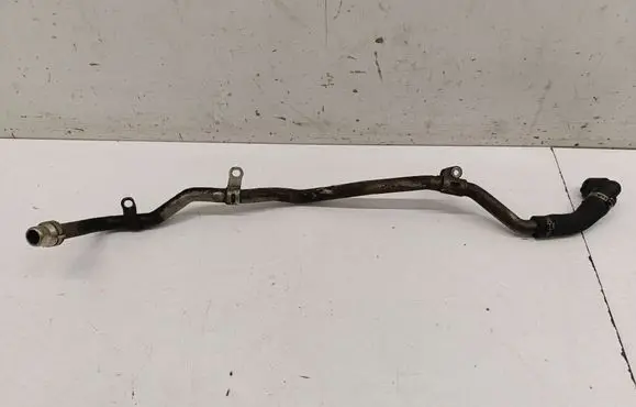 Mercedes-Benz E W213 Engine coolant pipe/hose
