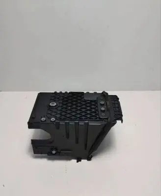 Land Rover Discovery Sport Battery box tray K8D210723AC LR114224 J9C18743