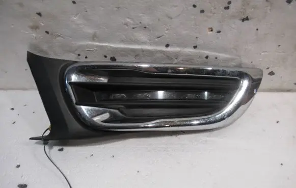Citroen C3 Picasso Front bumper lower grill