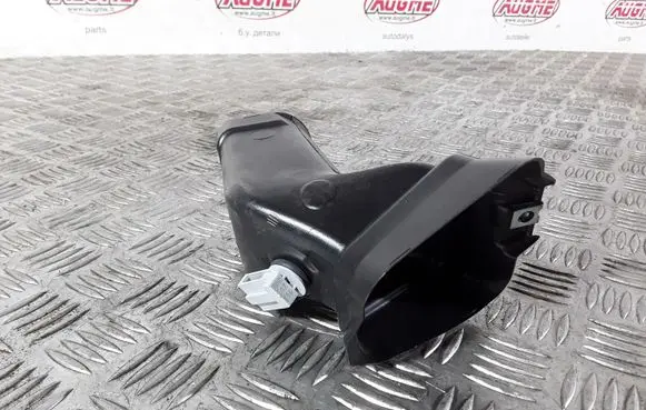Audi Q5 SQ5 Air intake duct part 8R1819725