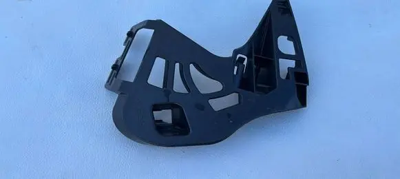 BMW 5 G30 G31 Front bumper mounting bracket 7385348 5067010