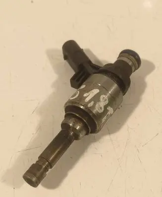 Audi A5 8T 8F Fuel injector 06H906036H 0261500074