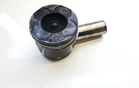 Peugeot 407 Piston 1744p202 81l123