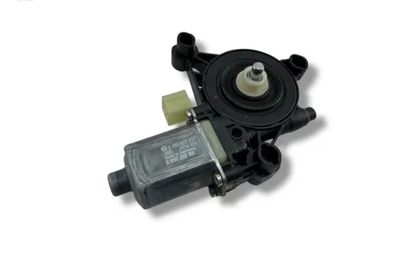 Audi TT TTS RS Mk3 8S Front door window regulator motor 0130822077