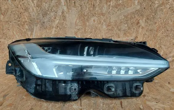 Volvo S90, V90 Headlight/headlamp 32228683 27018480