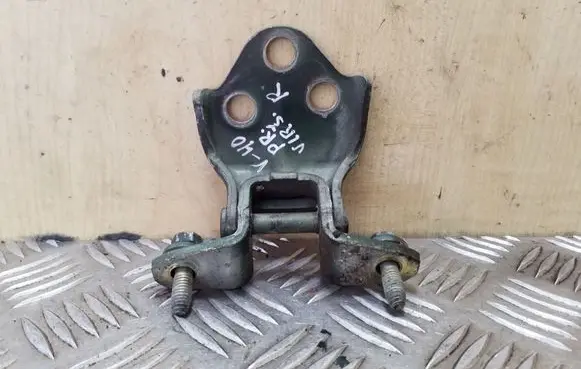 Volvo S40, V40 Front door upper hinge