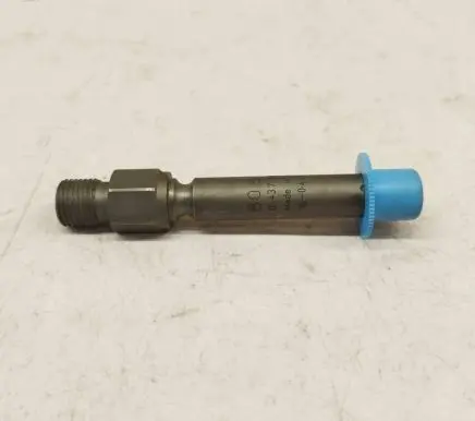 Mercedes-Benz 380 560SEC C126 Fuel injector 0437502035 0000785723 A0000785723