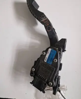 Renault Laguna II Accelerator throttle pedal 6PV00811901 8200003392