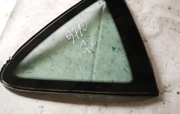 Mercedes-Benz A W168 Rear side window as2