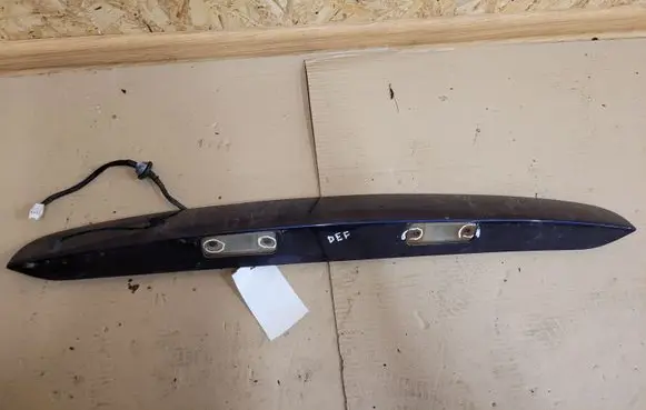 Hyundai Santa Fe Trunk door license plate light bar 873112B000