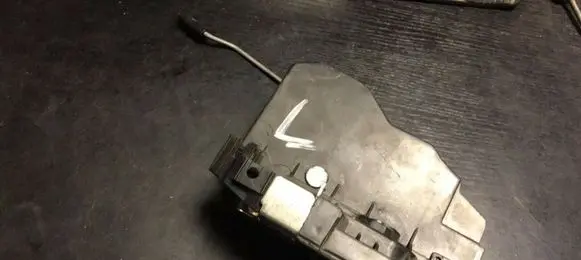 Front door lock