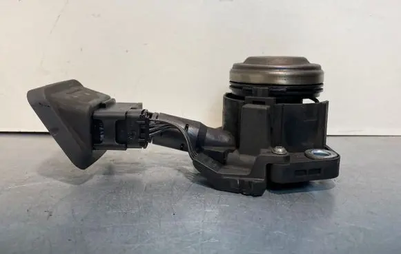 Peugeot 3008 I Clutch slave cylinder 9688475180