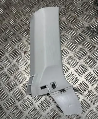 Volkswagen Golf VIII (D)pillar trim (top) 5H9867287B