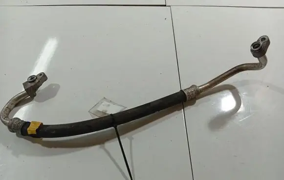 Air conditioning (A/C) pipe/hose