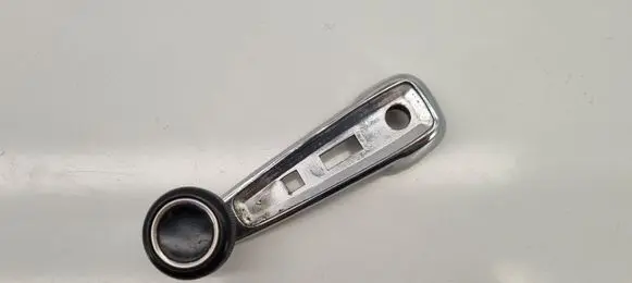 Mercedes-Benz COMPAKT W115 Tailgate glass/window release handle 
