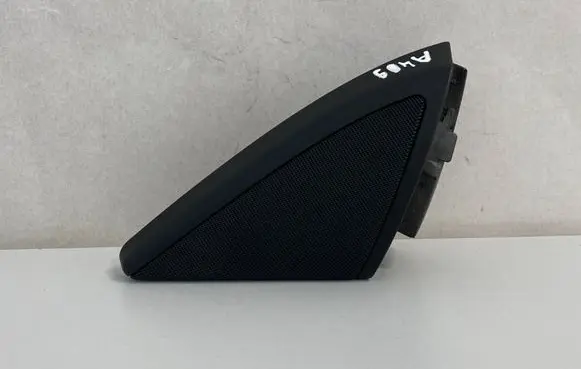 Mercedes-Benz CLS C219 Front door speaker cover trim A2197250198