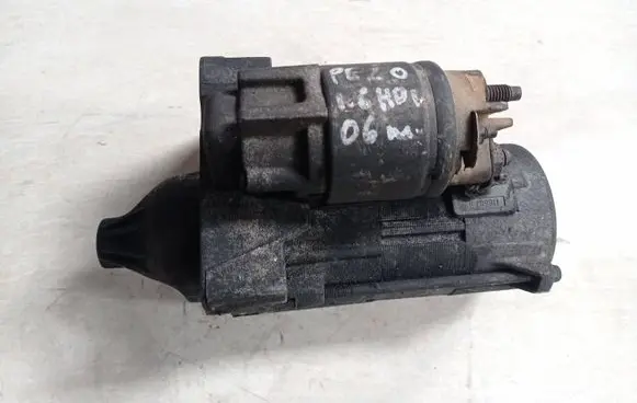 Peugeot 407 Starter motor 9645100680