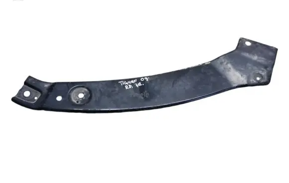 Volkswagen Tiguan Radiator support slam panel bracket 5N0806930A