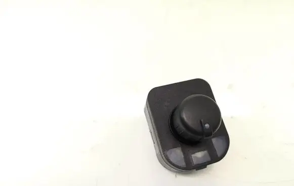 Audi A6 S6 C6 4F Wing mirror switch 8E0959565