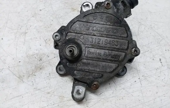 Volvo XC60 Vacuum pump 31219463