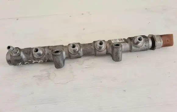 Volkswagen Cross Polo Fuel main line pipe R03P125N