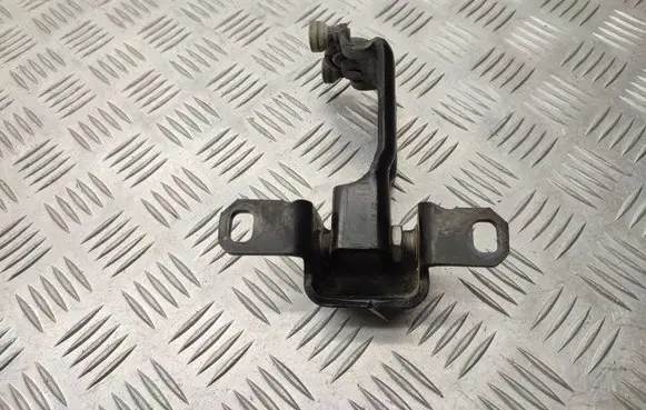 Mercedes-Benz Vito Viano W447 Sliding door upper roller guide/hinge A4477600347