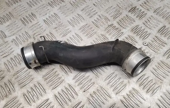 Mercedes-Benz S W221 Engine coolant pipe/hose A2215012691